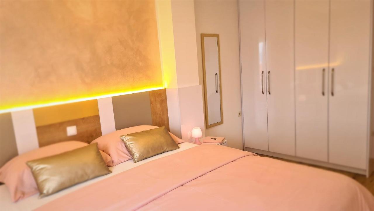 Apartment Karamarko Malinska Buitenkant foto